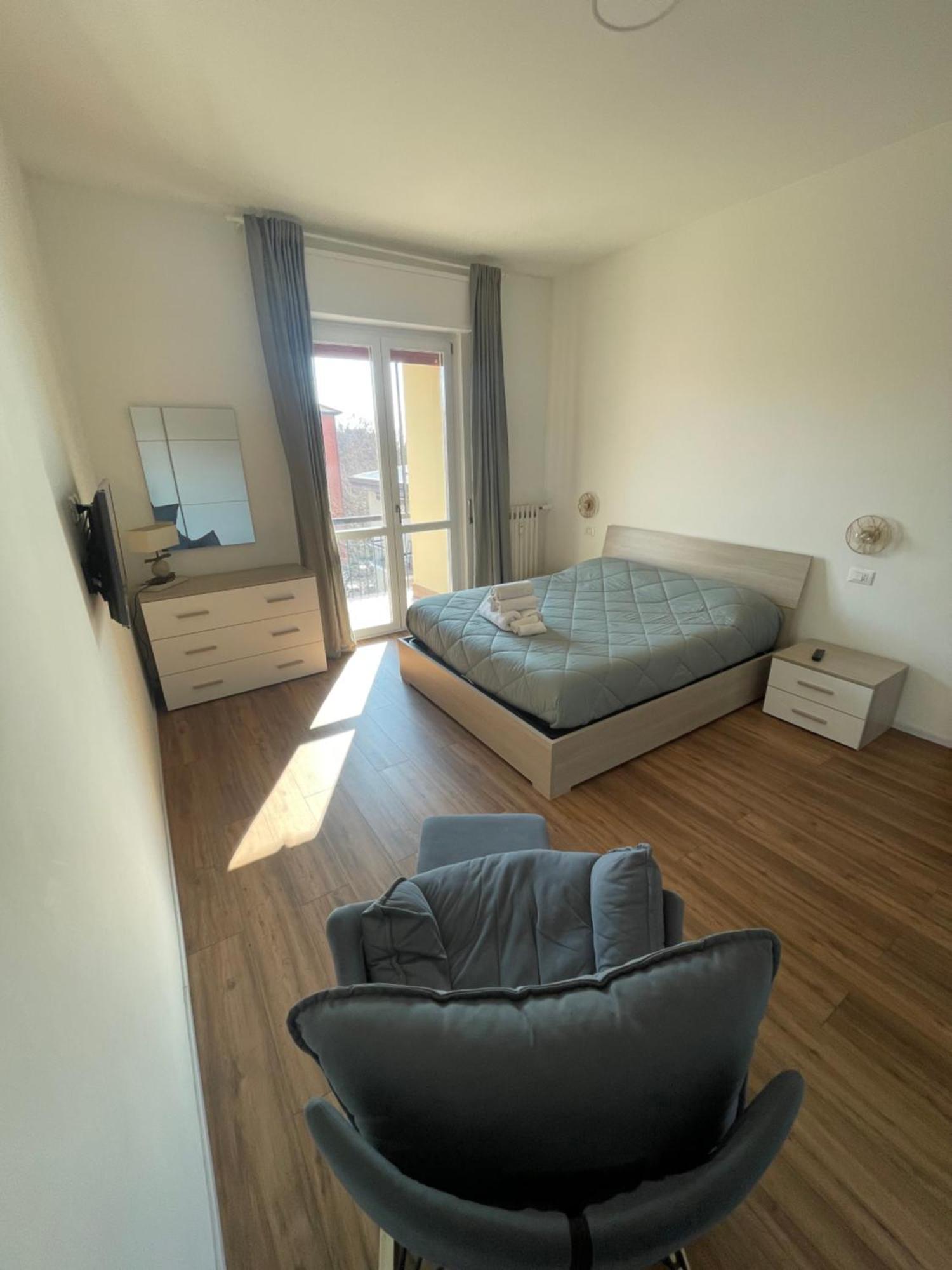 Soleo Guesthouse Monza Exterior photo